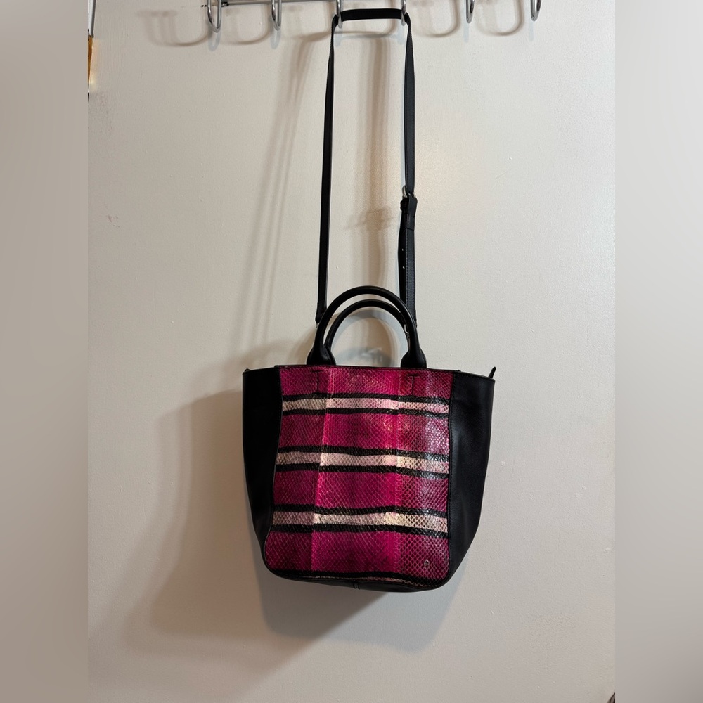Etienne Aigner Crossbody - Picture 2 of 16